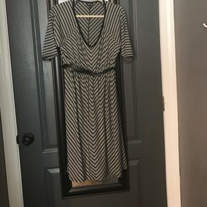 Torrid v neck black and gray striped dress